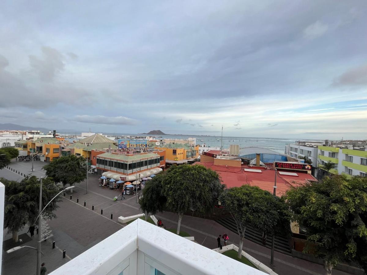 Avenida Central Corralejo Exterior foto